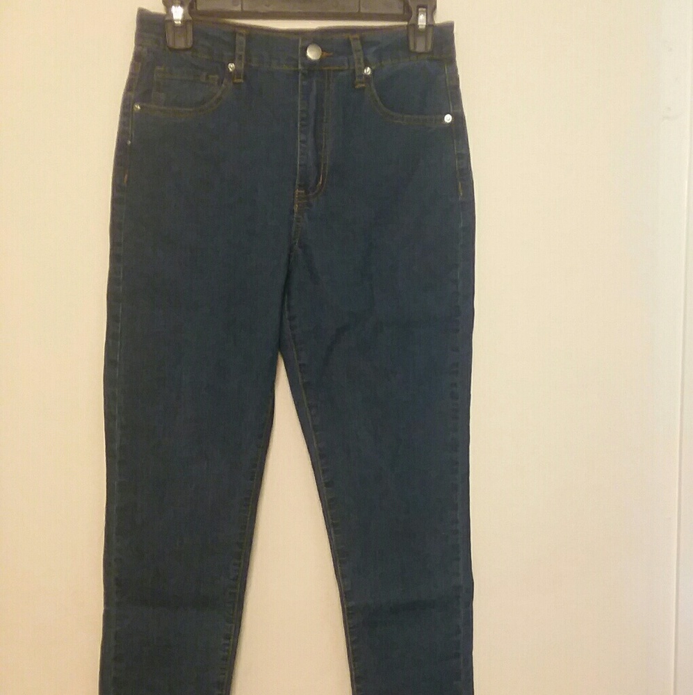5/$25 Forever 21 Jeans